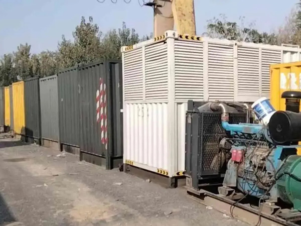 抚顺200KW柴油发电机机组每小时油耗是多少?